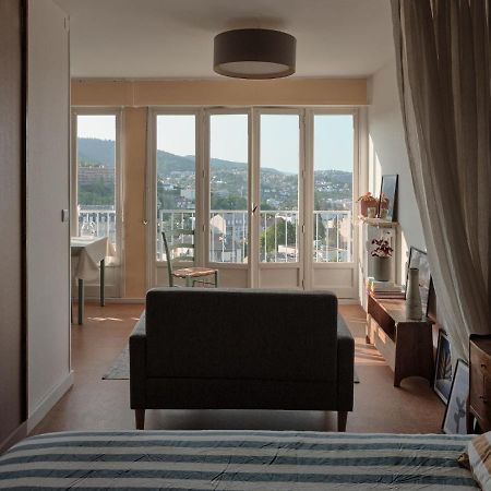 L'Heure Bleue - Meuble De Tourisme 3 Etoiles Apartment Роят Екстериор снимка
